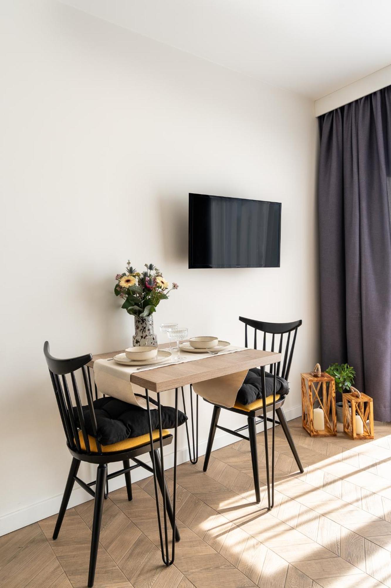 Apartment 3 Minutes Old Town